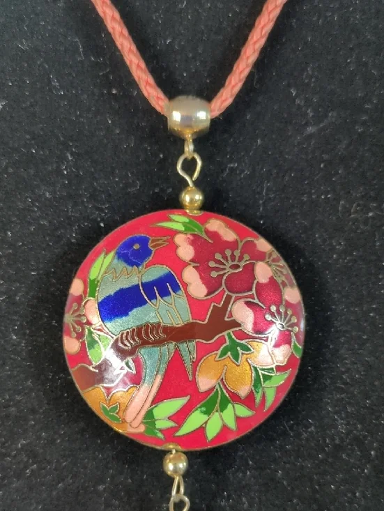 Red Puff Cloisenae Pendant Necklace with Tassel - Picture 3 of 6